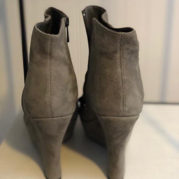 Bebe grey suede booties - Picture 2 of 3